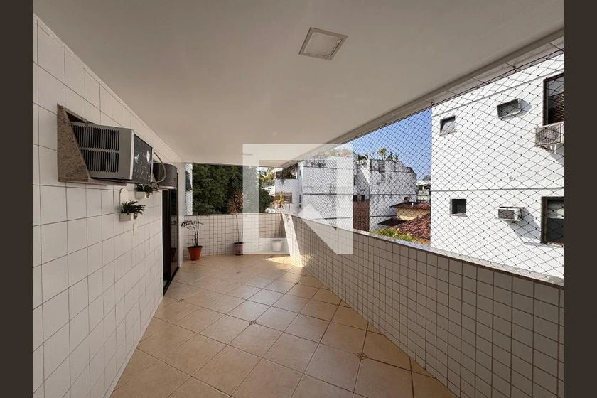 Apartamento de 190 m² com 3 suítes e varanda envidraçada — photo 12