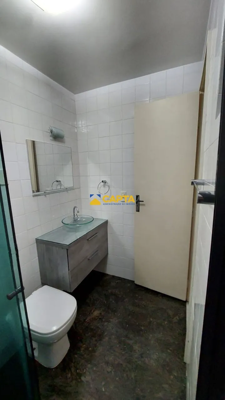 2-bedroom 2-bath apartment with 1 parking space — photo 11