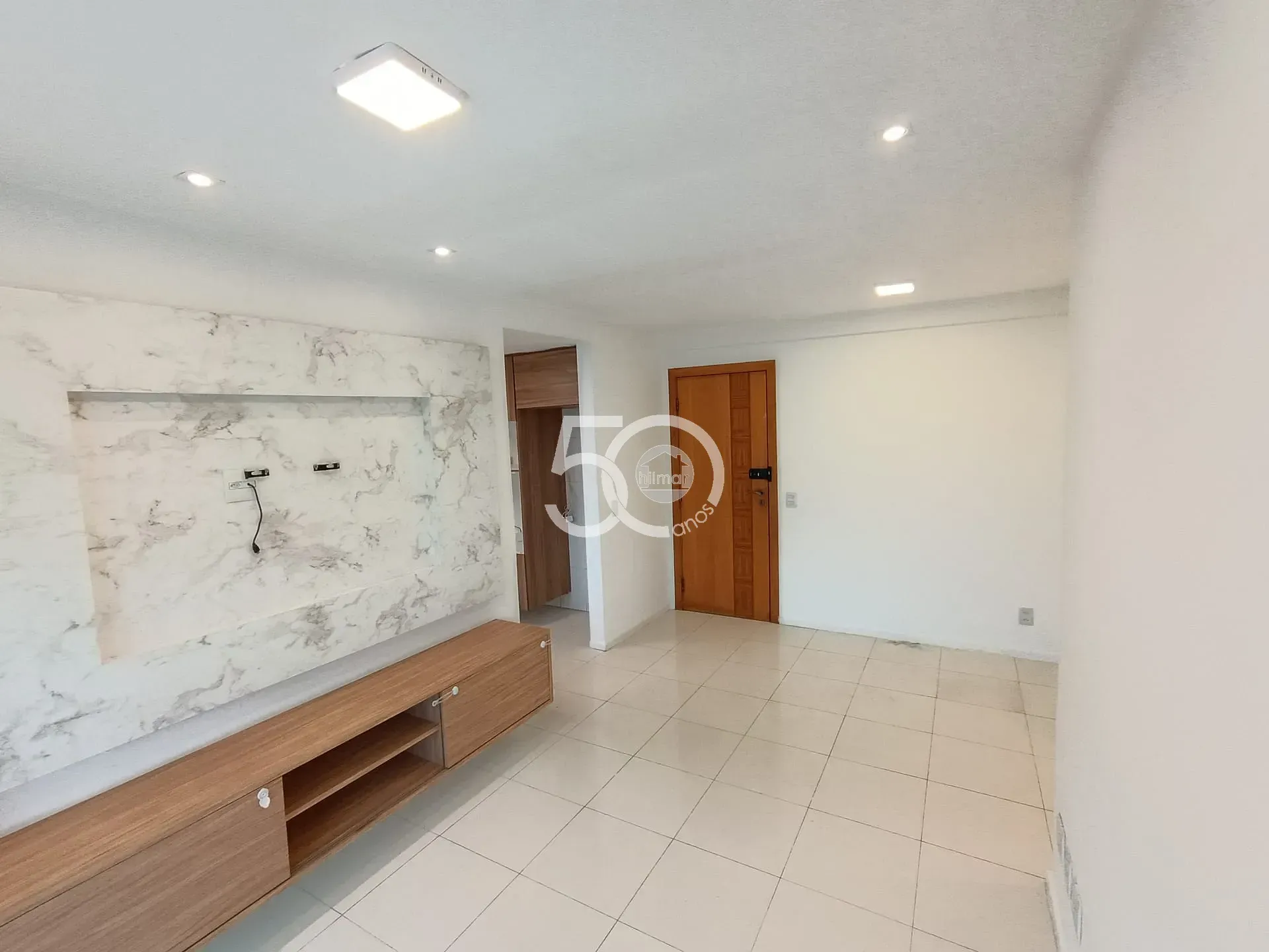 69 m² apartment with 2 bedrooms, balcony and 1 en-suite — photo 8