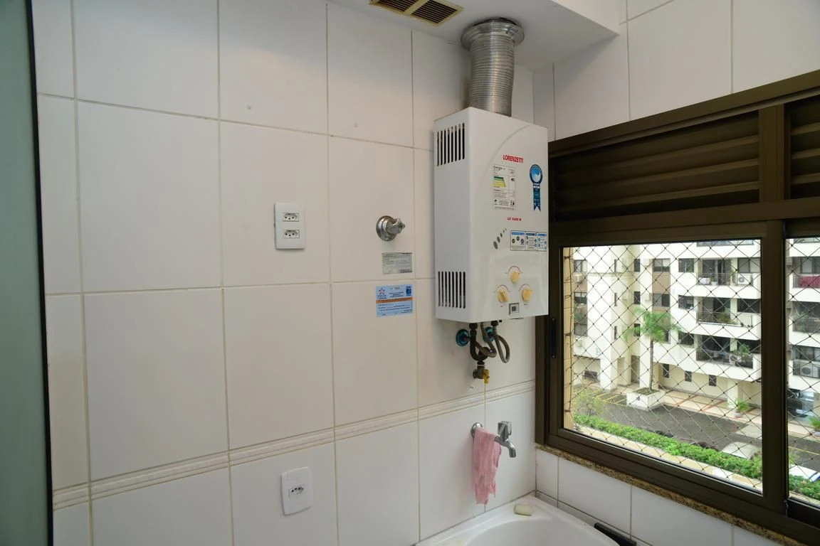 Apartamento com 2 quartos e suíte com varanda — photo 24