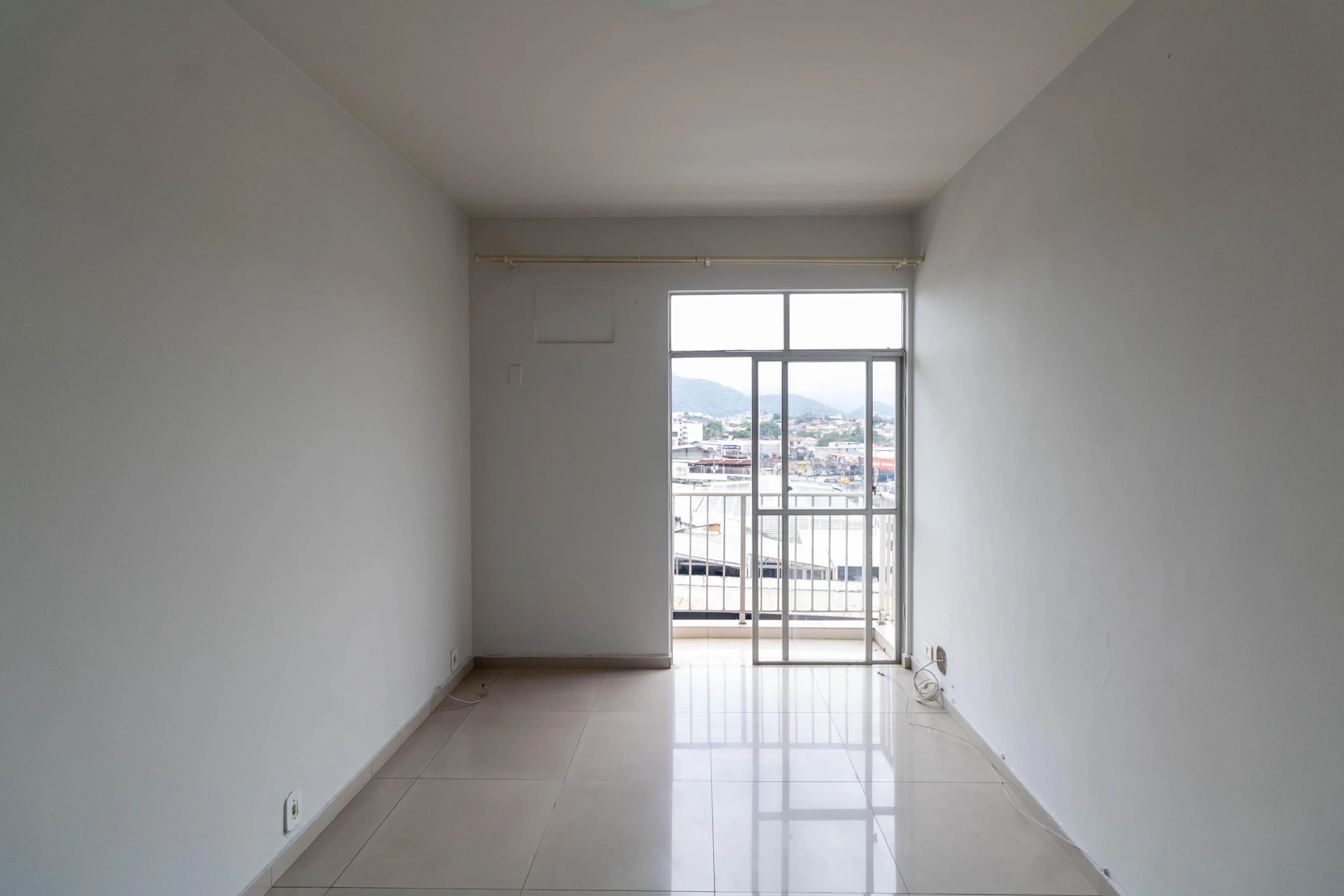 2-bedroom apartment with a home office — photo 5