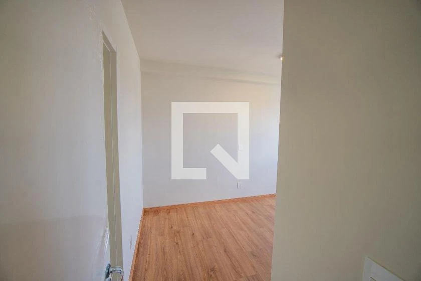 2-bedroom apartment in a building with a gym — photo 31