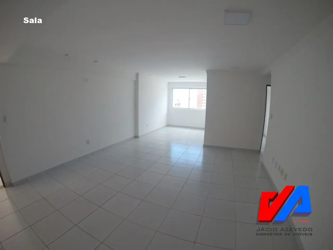 3-bedroom apartment in a building with a gym — photo 5