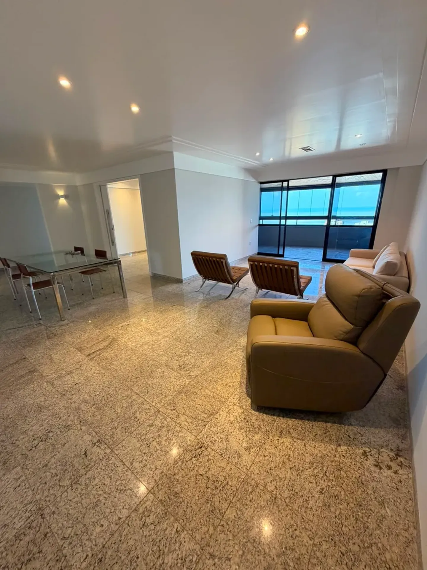 3-bedroom apartment with a water view