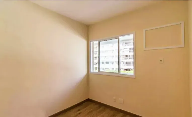 Apartment with 3 bedrooms, balcony and 2 parking spots — photo 38
