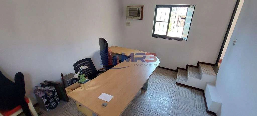 Furnished house with 5 bedrooms and a home office — photo 8