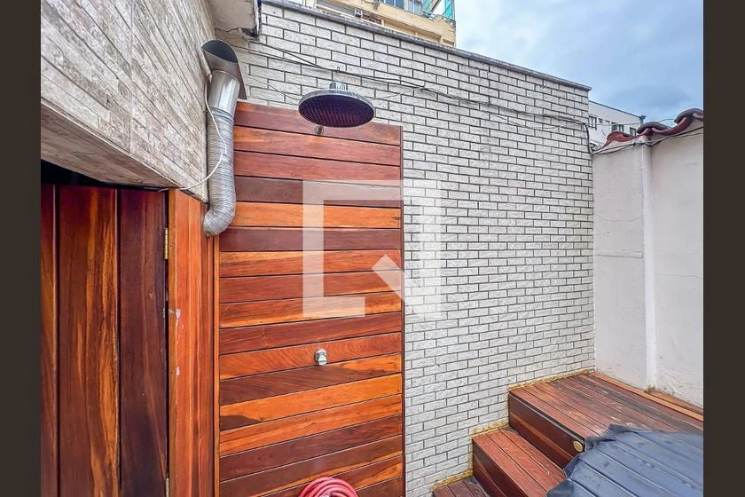 Furnished 75 m² duplex with balcony and built-in grill — photo 10