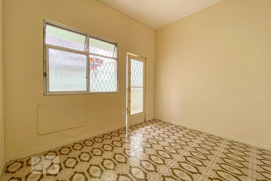 Rental house with 2 bedrooms and 1 bathroom — photo 21