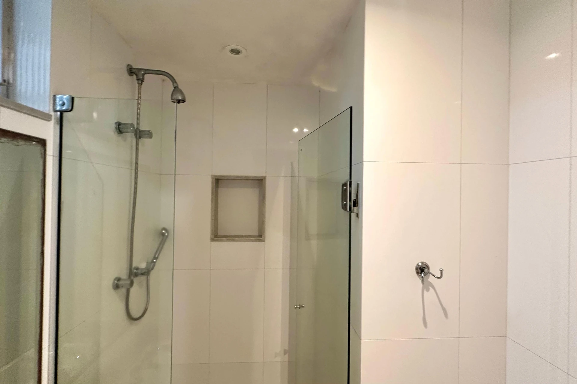 Apartamento mobiliado com 3 quartos e fogão a gás — photo 32