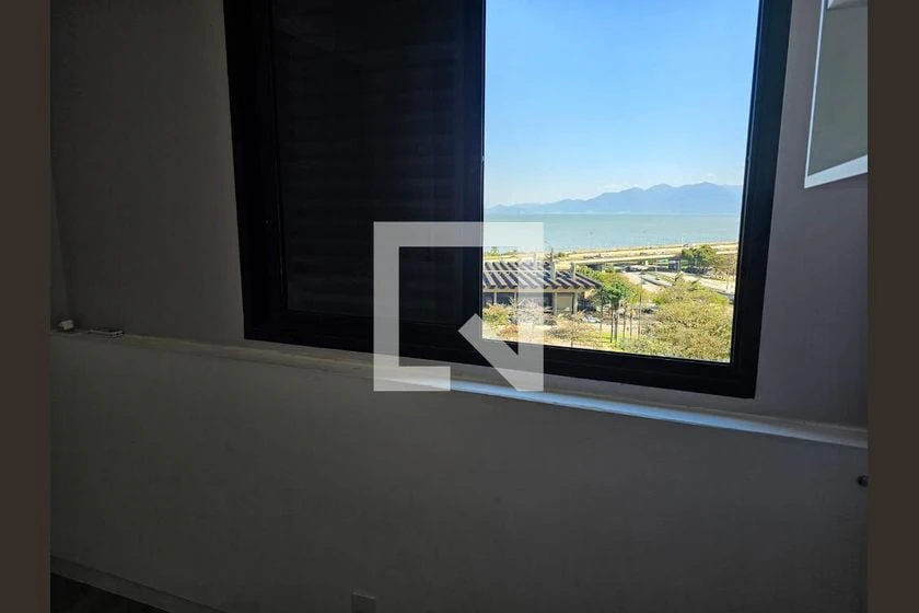 3-bedroom apartment with a water view in Florianópolis — photo 27