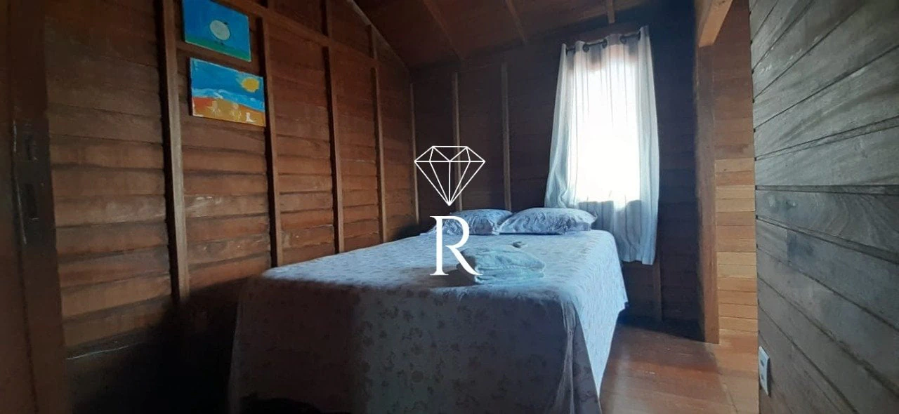 Будинок із 4 спальнями та садом — photo 4