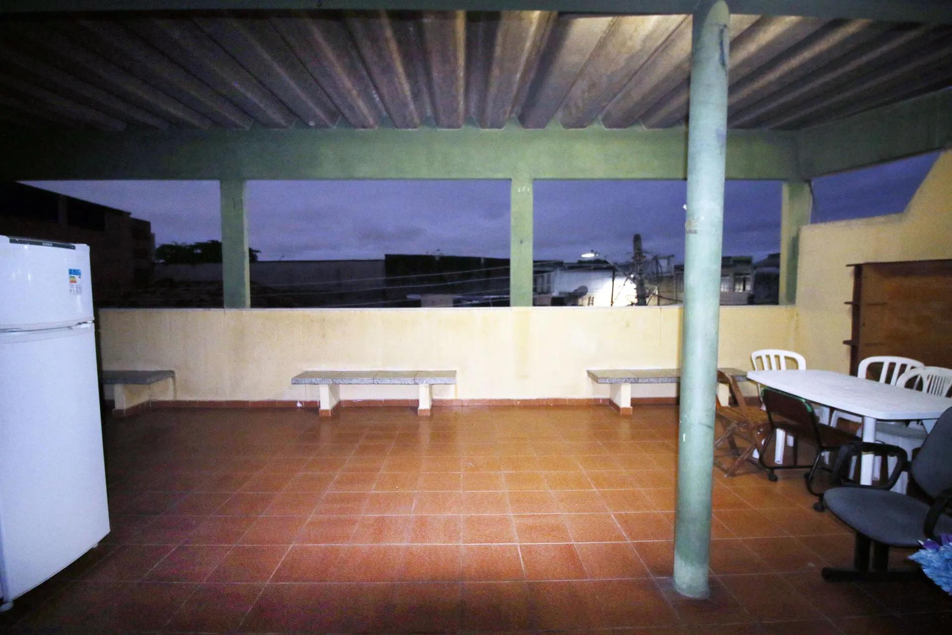 Jacuzzi in a 3-bedroom house, 200 m² — photo 33