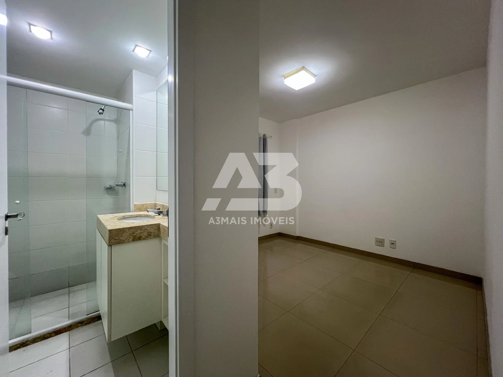 Apartment, 65 m², with a glass-enclosed balcony — photo 15