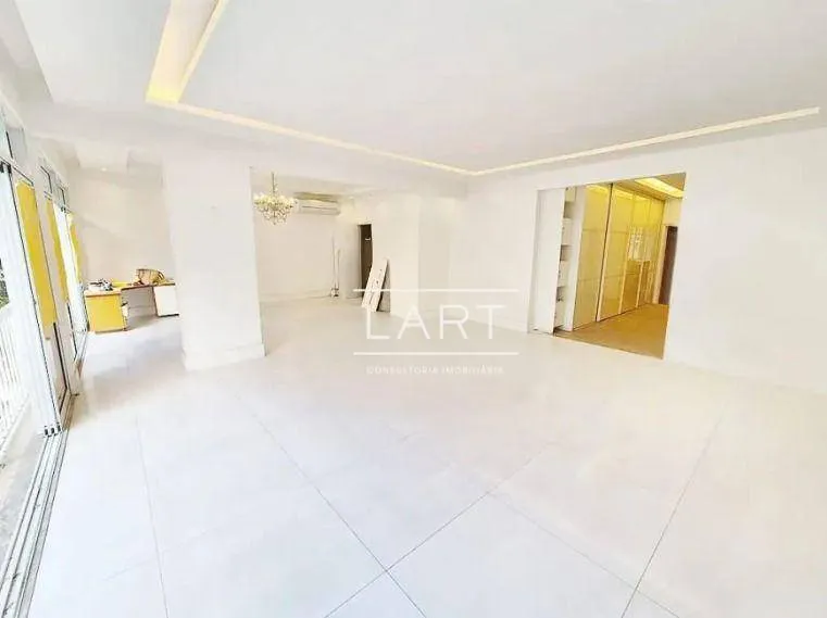 Furnished 4-bedroom apartment with 5 bathrooms — photo 16