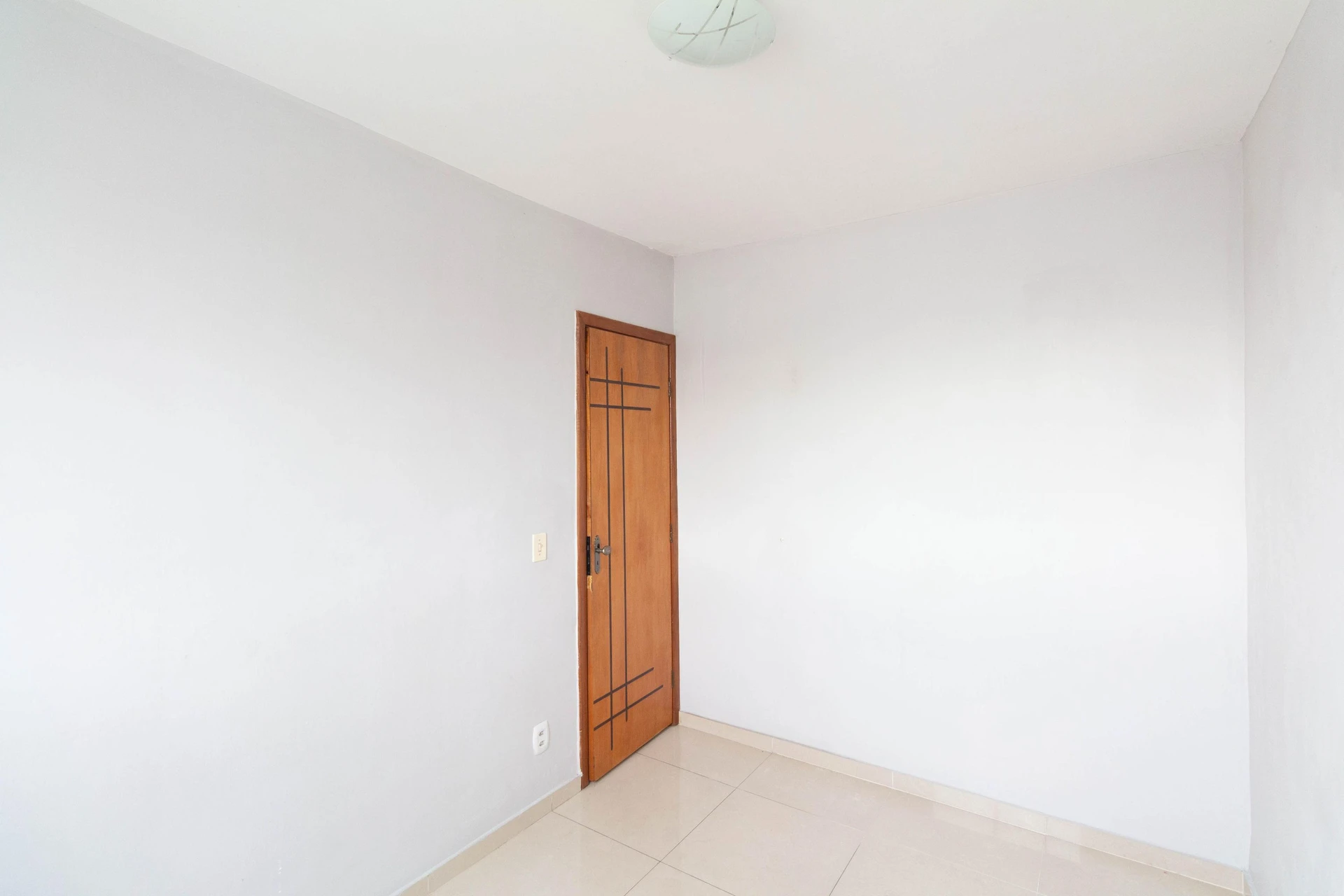 2-bedroom apartment with a grill on the balcony — photo 29