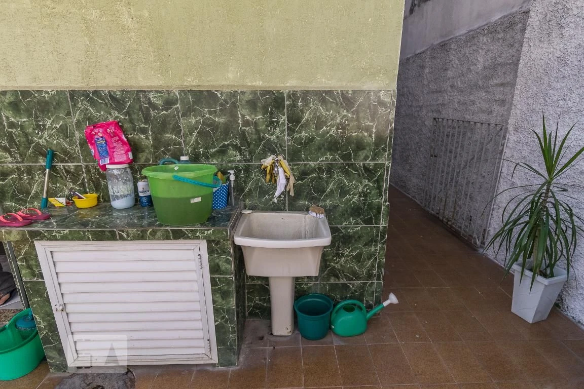 Casa para alugar com 6 quartos e 3 banheiros — photo 41