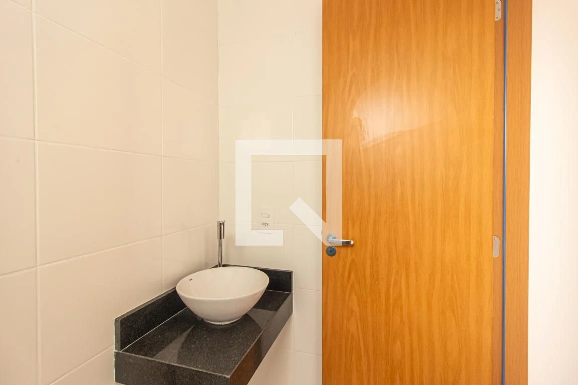 2-bedroom apartment in a building with a pool — photo 2