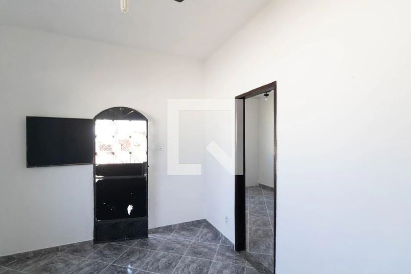 Rental house with 3 bedrooms and private garden — photo 22