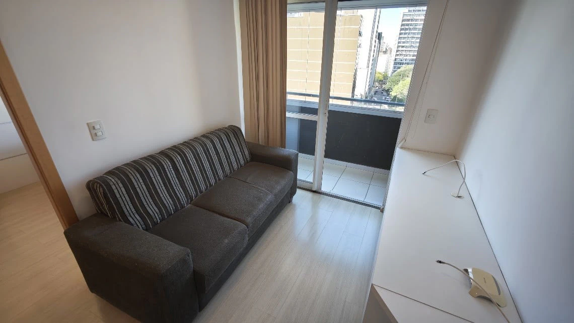 Furnished 1-bedroom apartment with a balcony — photo 7