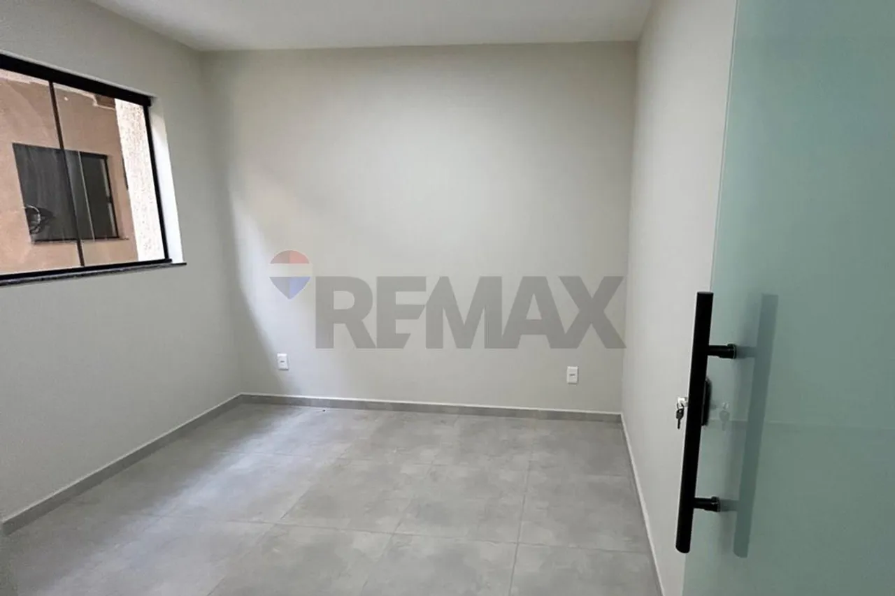 Ground-floor loft with no parking, 1 bedroom — photo 4