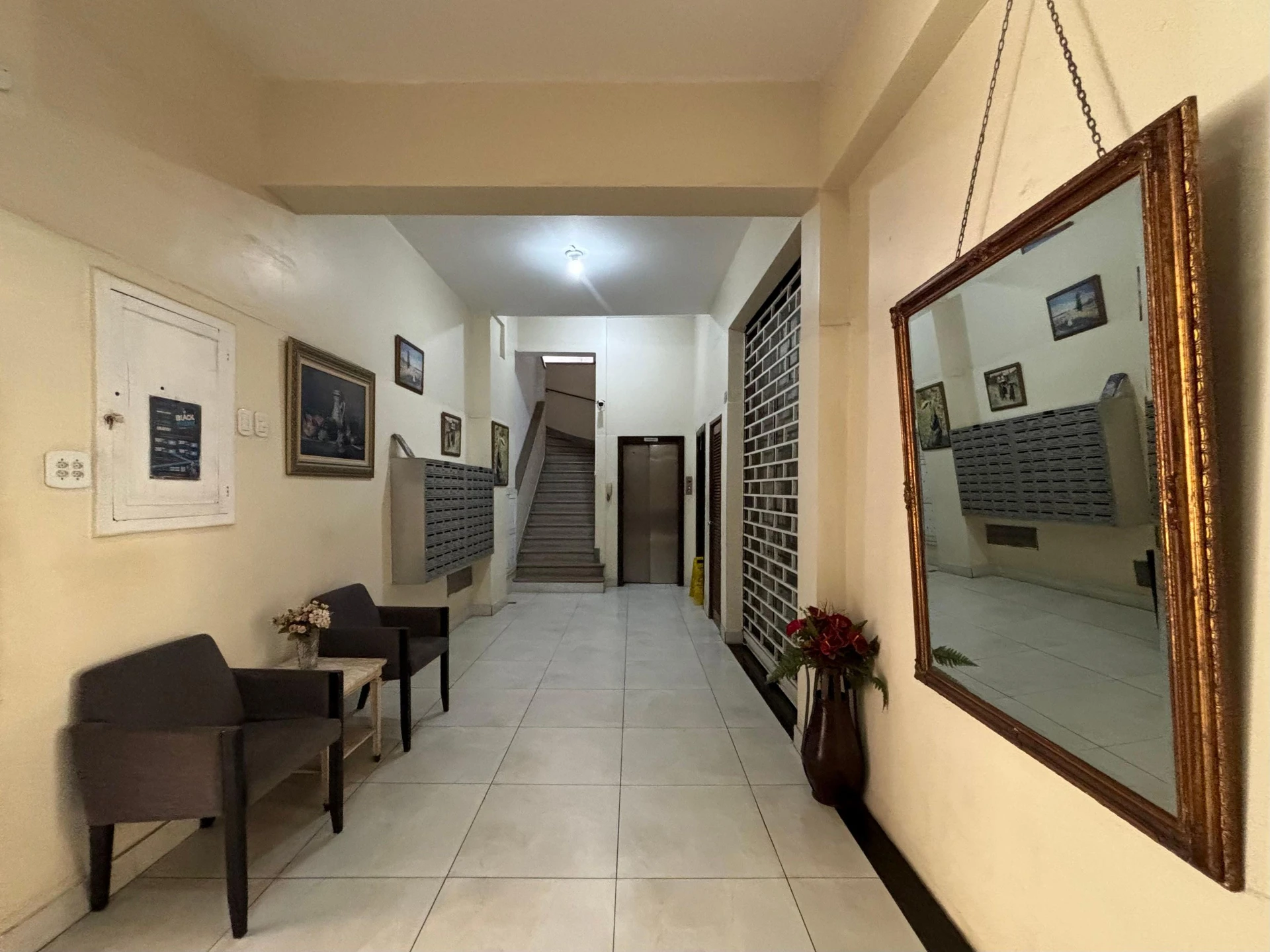 Furnished apartment, 32 m², with a washing machine — photo 16
