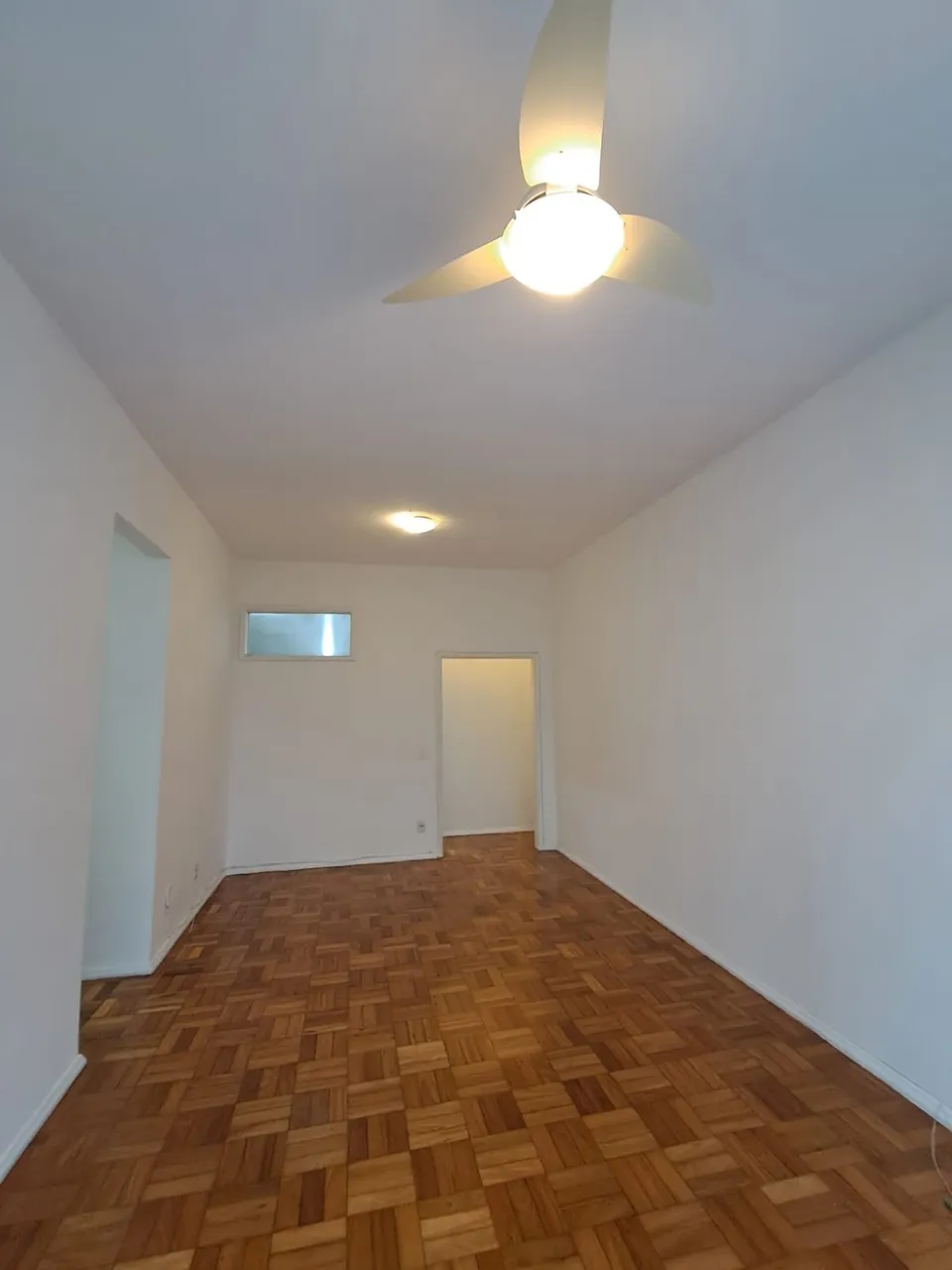 3-bedroom apartment with built-in wardrobes — photo 12