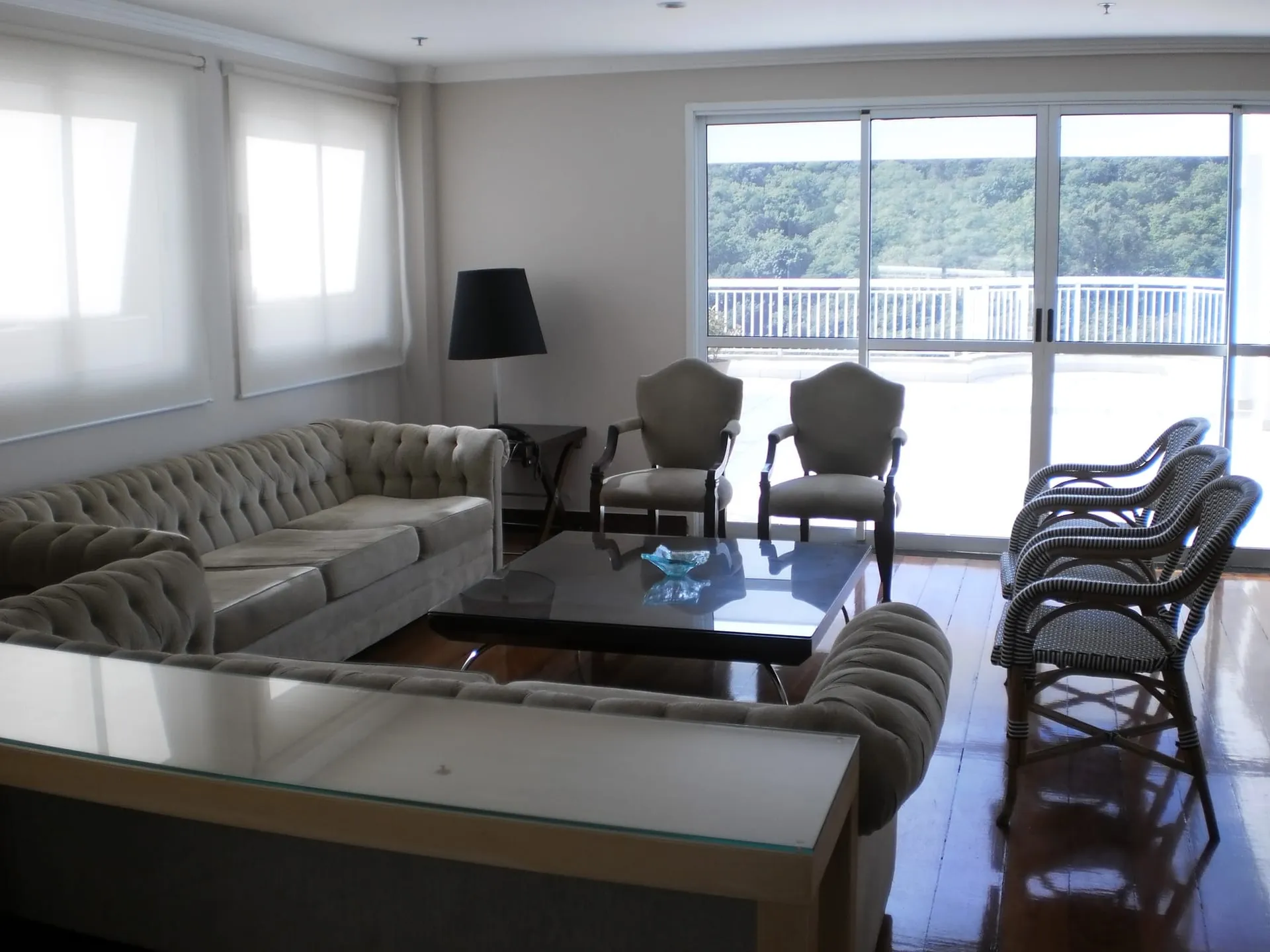 2-bedroom apartment with a washing machine — photo 6