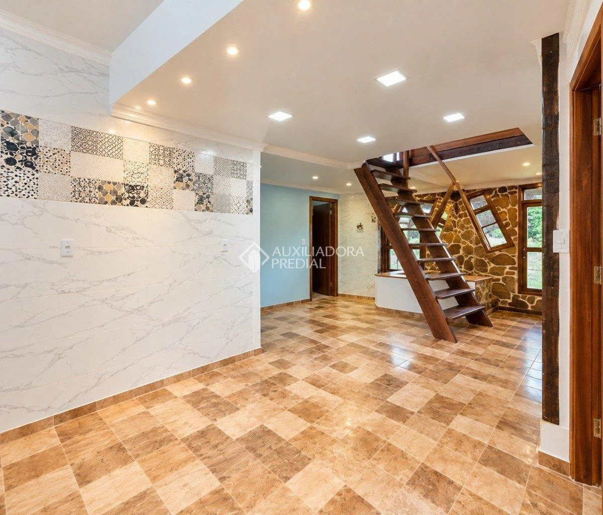 House, 100 m², with a water view — photo 2