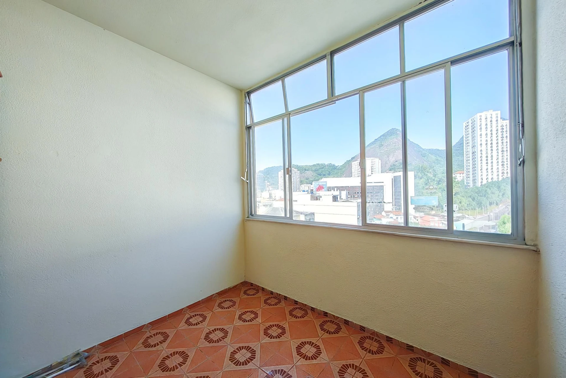 Estúdio com 1 quarto e 1 banheiro sem vaga de estacionamento — photo 4