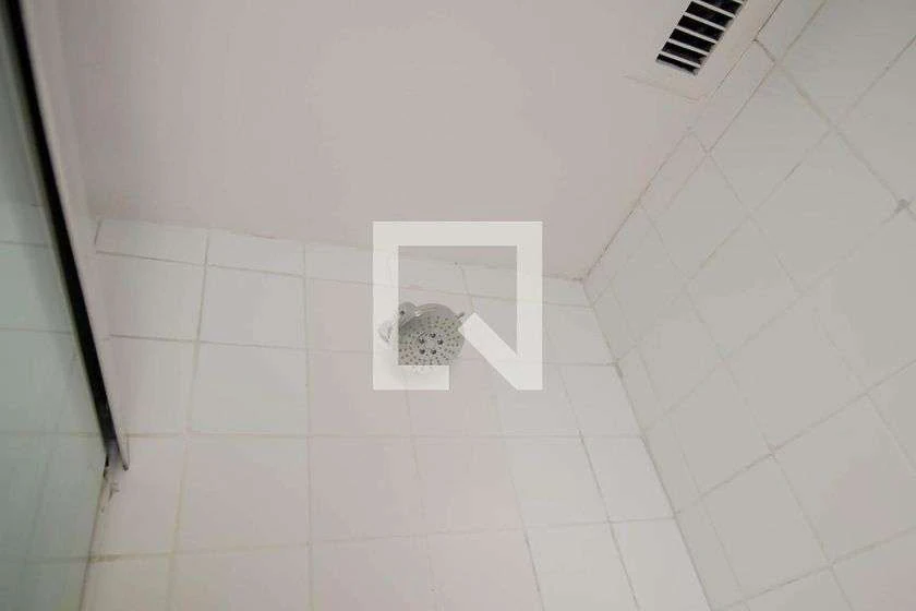 Furnished 76 m² apartment with 2 bedrooms and suite — photo 28