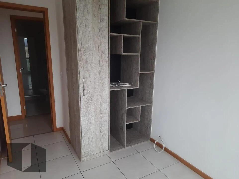 3-bedroom apartment with balcony and city views — photo 22