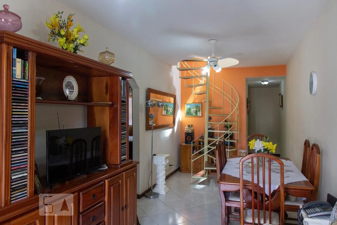 Furnished apartment, 200 m², with a mountain view