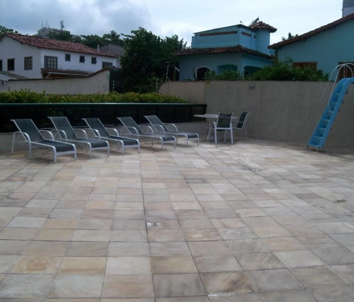 Apartamento sem mobília com 4 quartos e 3 banheiros — photo 32