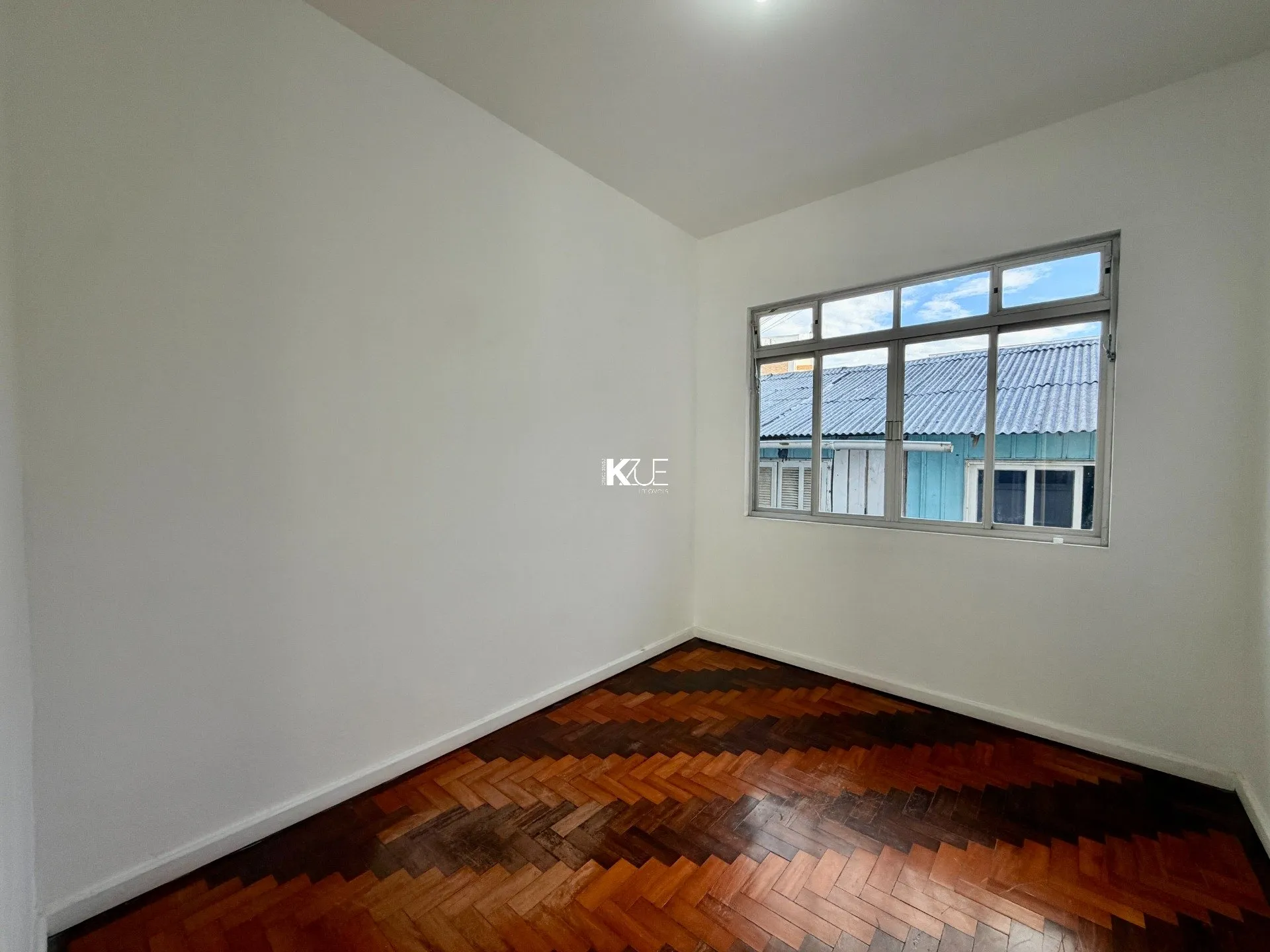 3-bedroom house with a suite, 324 m² total area — photo 15