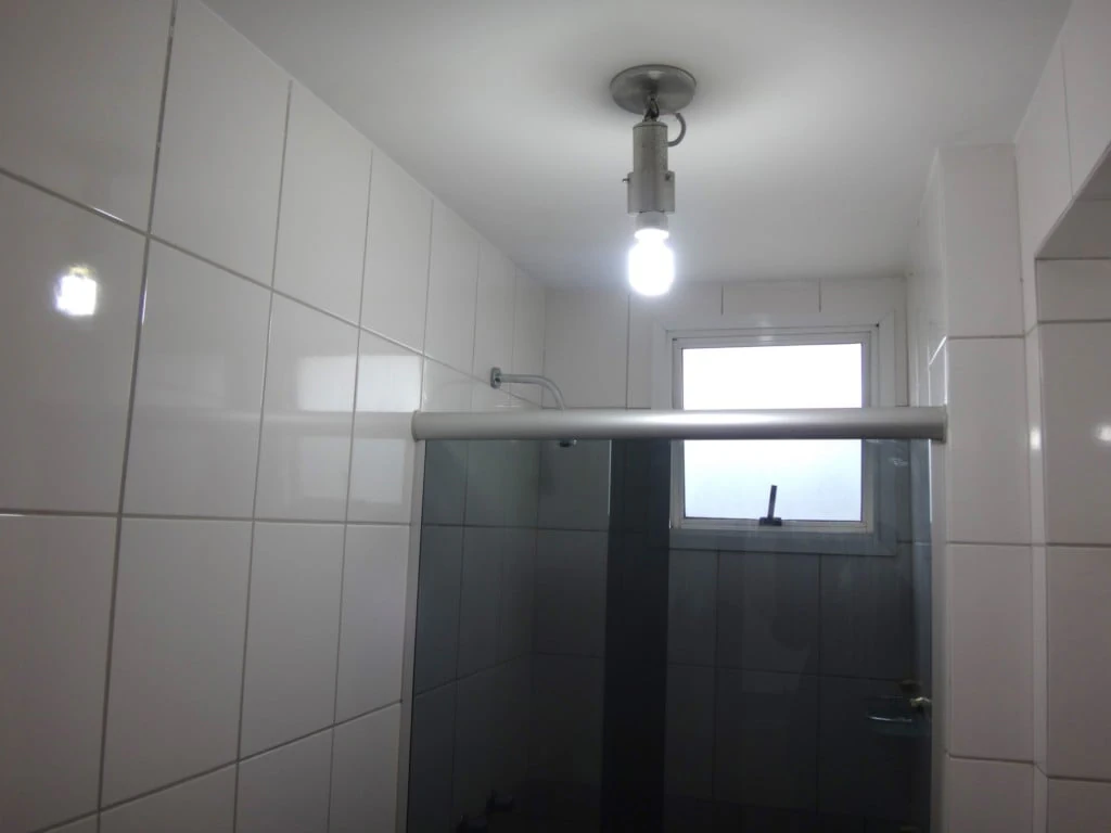 Furnished studio, 66 m², with wood or laminate floors — photo 3