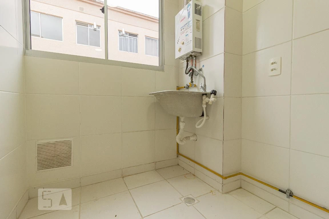 2-bedroom apartment with 1 bathroom and parking — photo 7