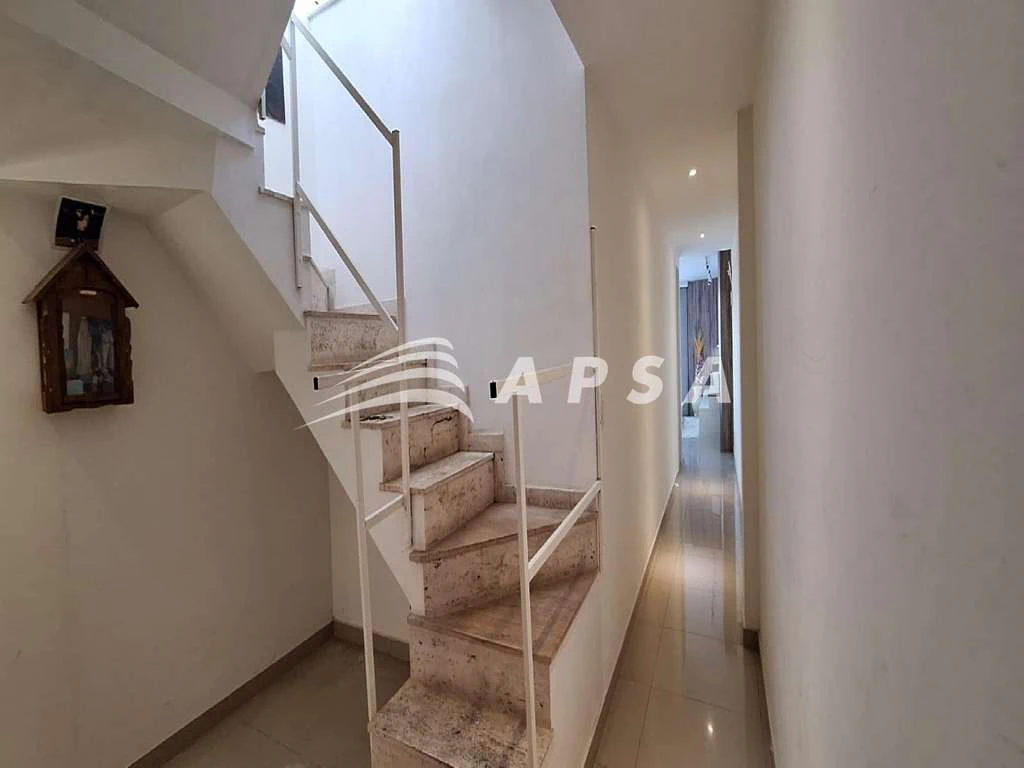 Furnished 326 m² penthouse with 4 bedrooms and 2 suites — photo 23