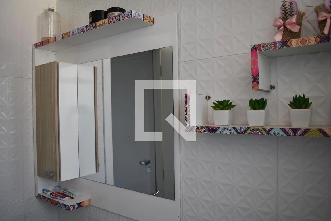 2-bedroom apartment with a washing machine in Curitiba — photo 30