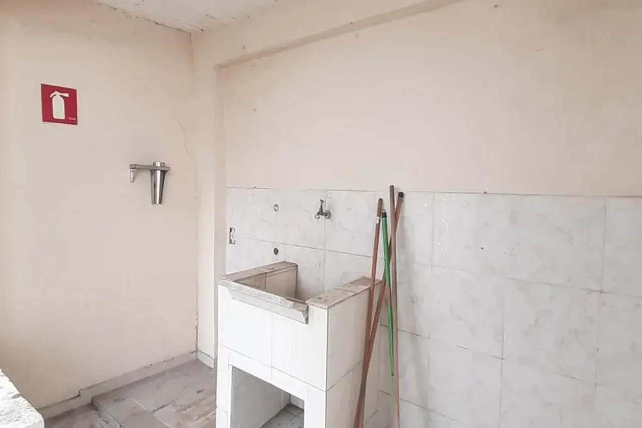 Triplex with 477 m², 5 bedrooms and 5 parking spaces — photo 49