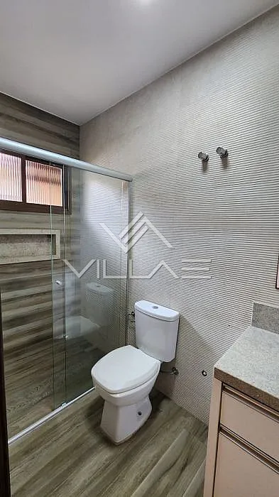 4-bedroom house with a washing machine in Curitiba — photo 27
