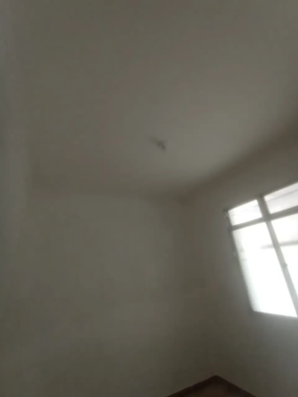 Casa de vila com 2 quartos e banheiro com box de vidro — photo 8