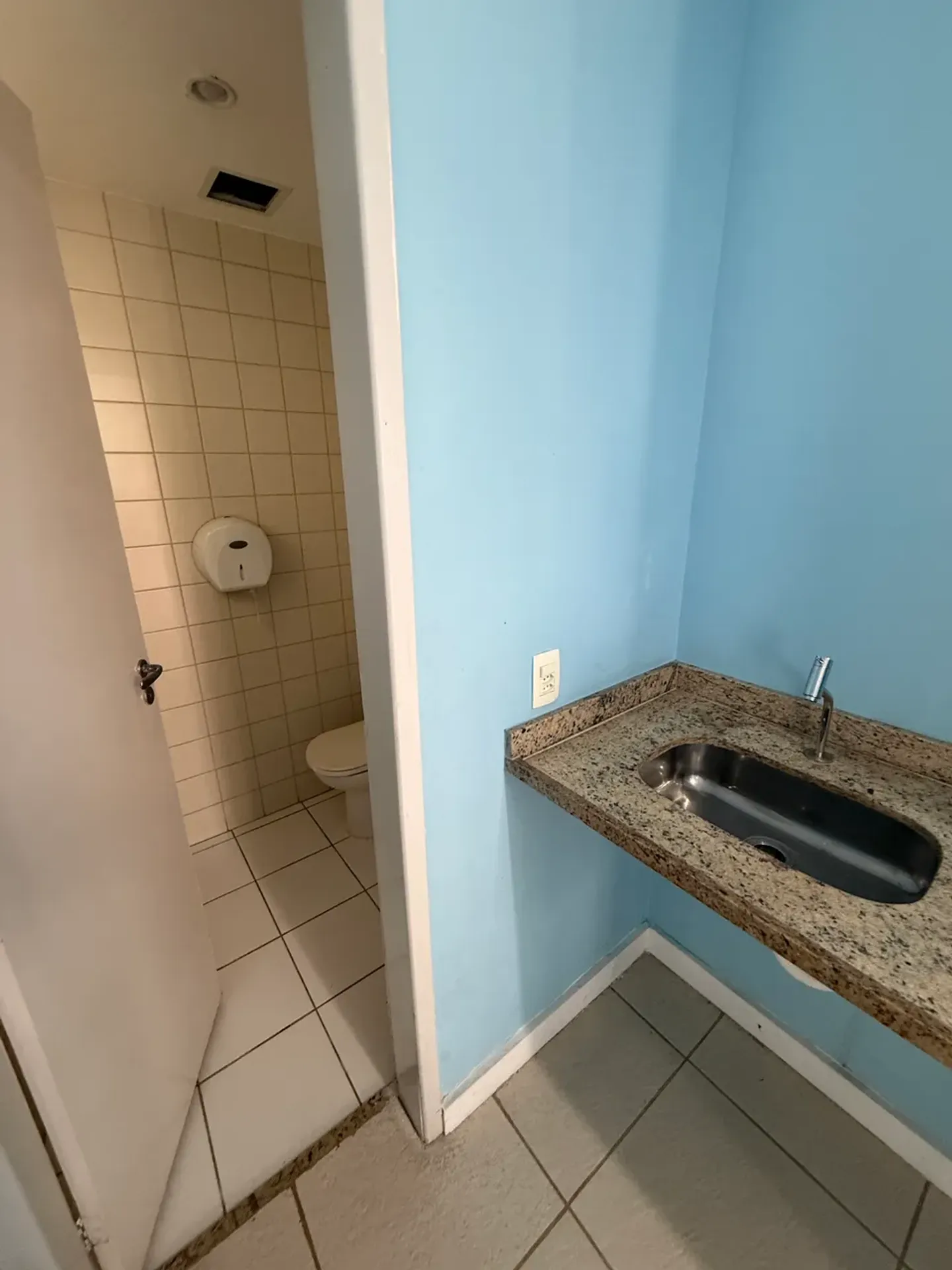 Apartment on the 1st floor with a private BBQ — photo 41