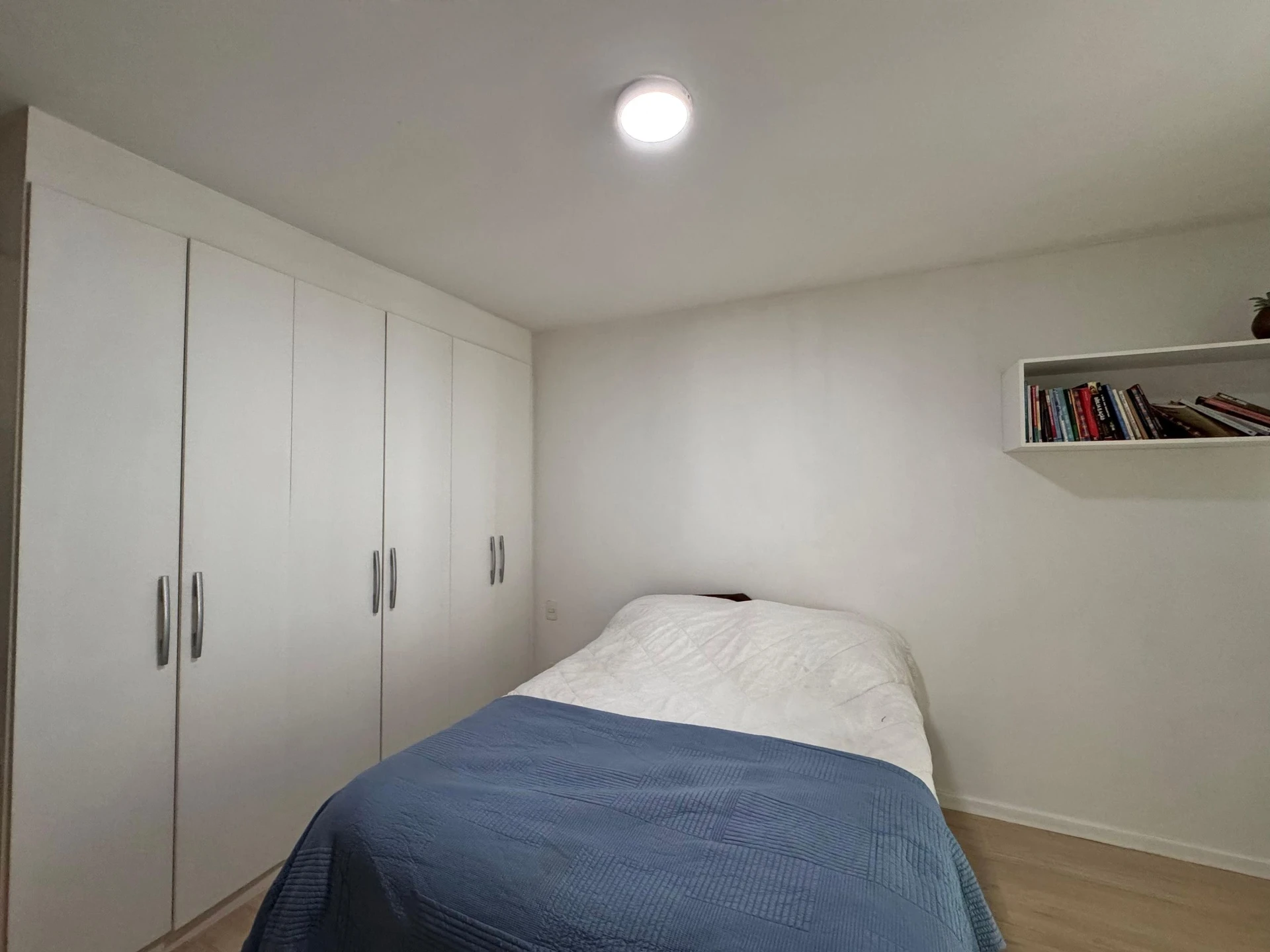 Apartamento mobiliado com 3 quartos e varanda fechada — photo 23