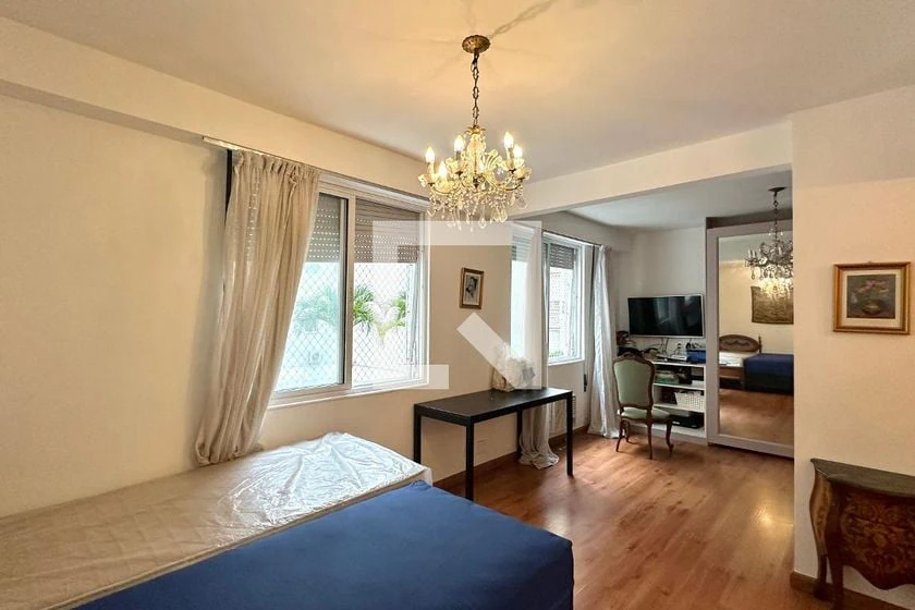 214 m² apartment with 4 bedrooms and 2 parking spaces — photo 18