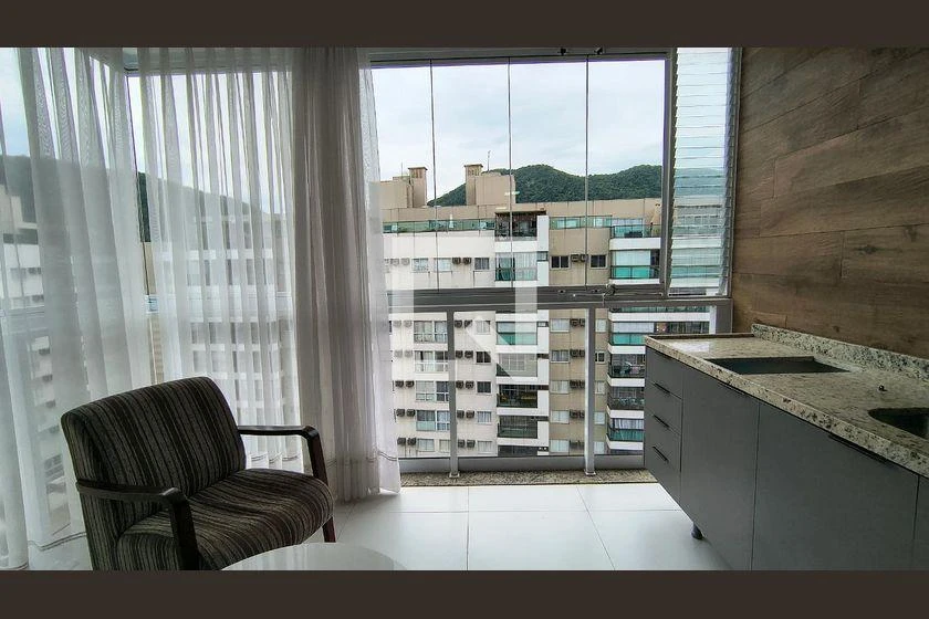2-bedroom apartment with mountain views and 1 parking space — photo 12