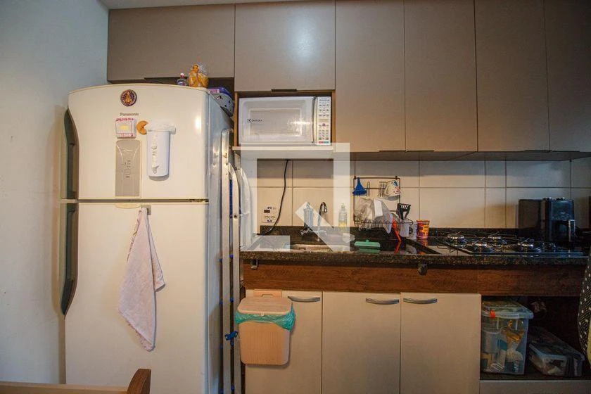 Apartamento de 2 quartos em condomínio com academia — photo 2
