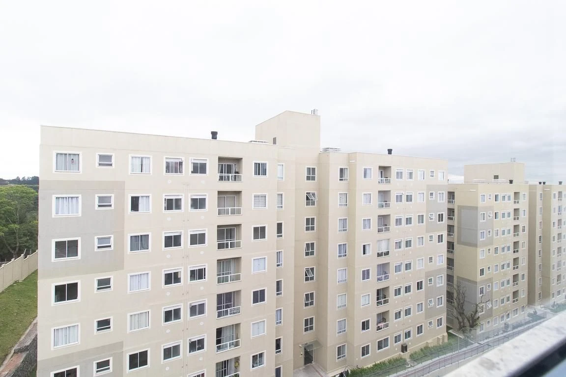 2-bedroom apartment in a building with a gym — photo 6