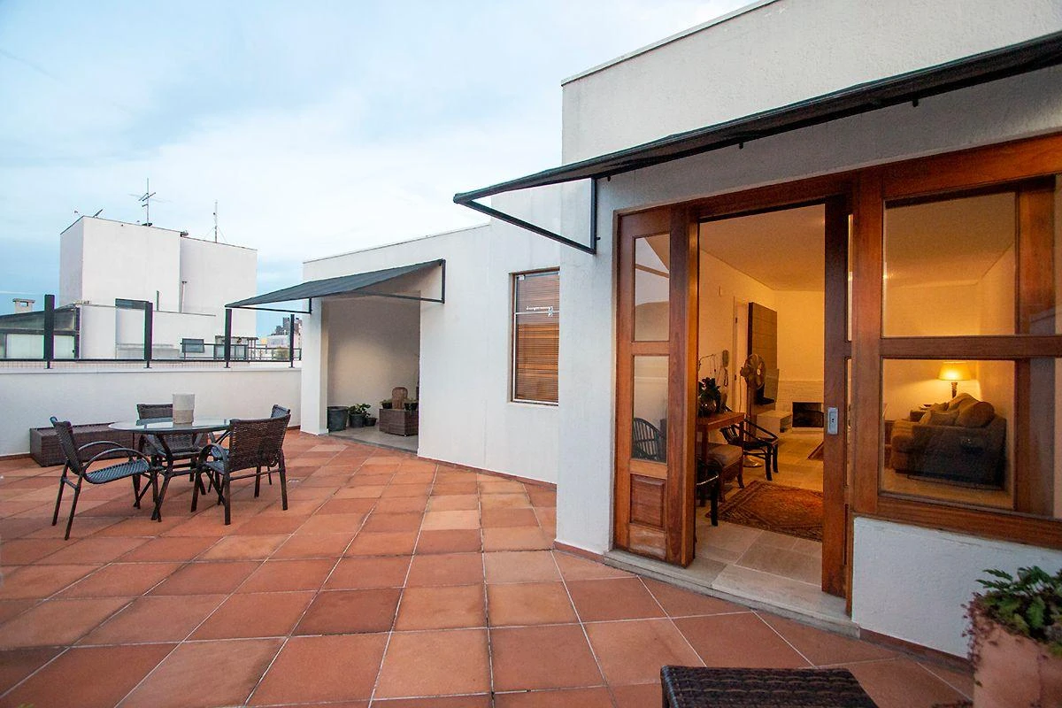 Duplex penthouse furnished with 261 m² and terrace — photo 10