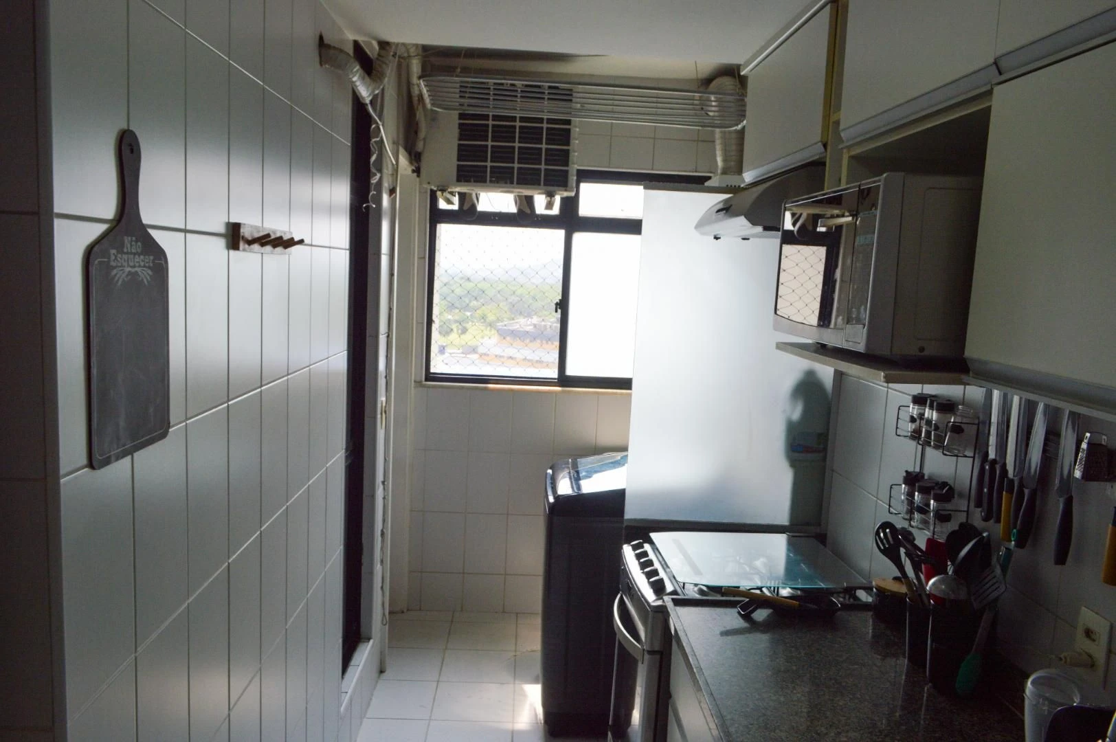 Glass-enclosed balcony in a 3-bedroom apartment, 85 m² — photo 19