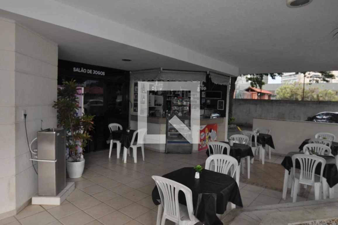 Apartamento mobiliado com 3 quartos e varanda — photo 2